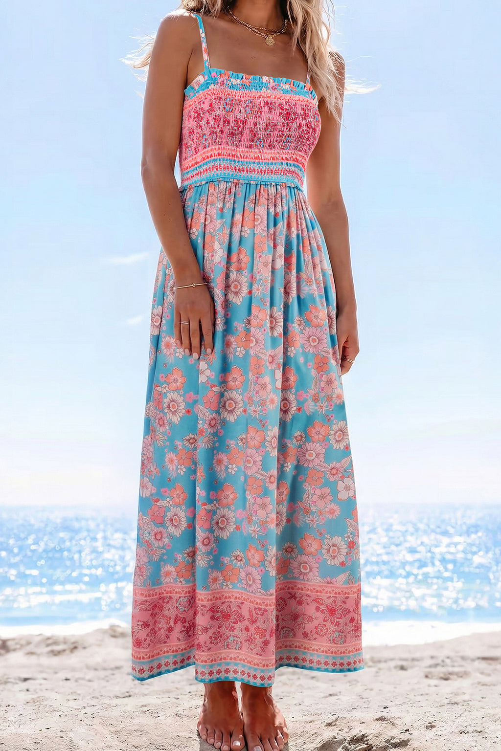 Langes Kleid mit Spaghettiträgern